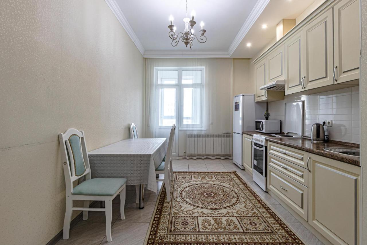 Lux 53/141 Apartment *